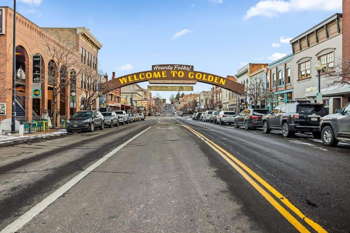 Avenue Hotel Downtown Golden Gold Miners Suite Exterior photo