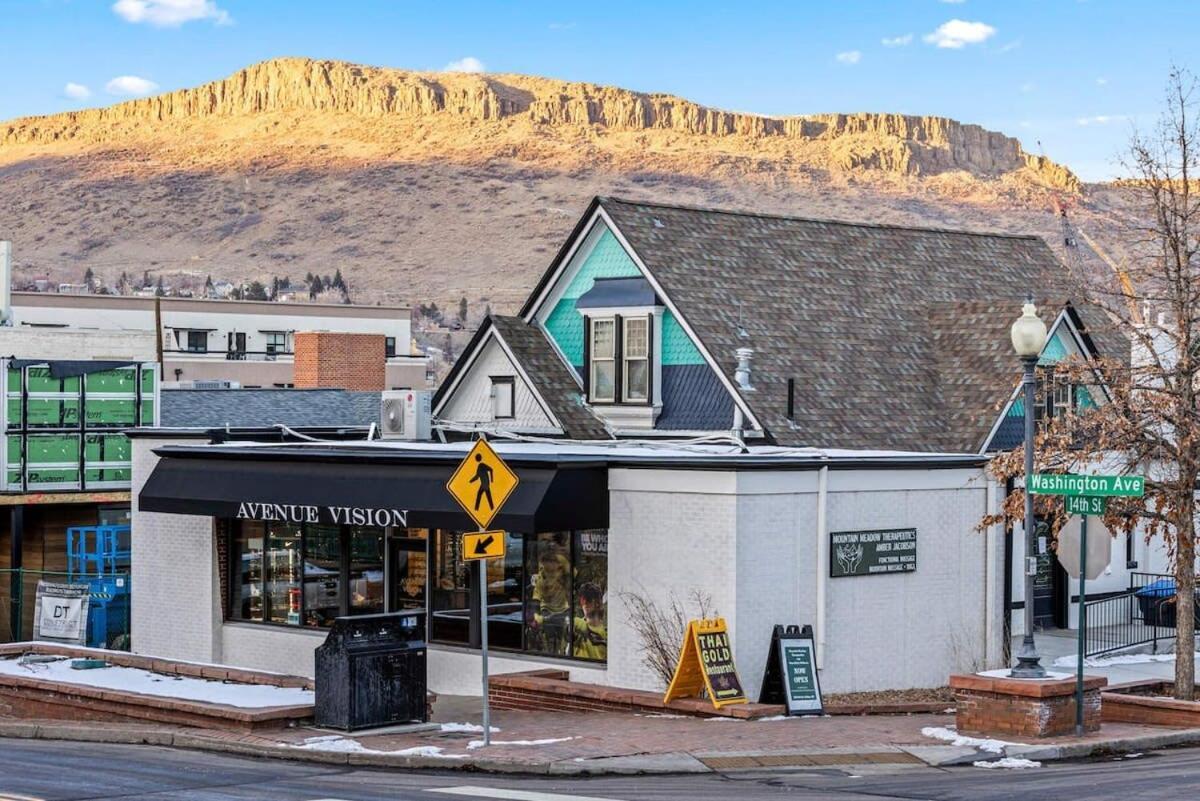 Avenue Hotel Downtown Golden Gold Miners Suite Exterior photo